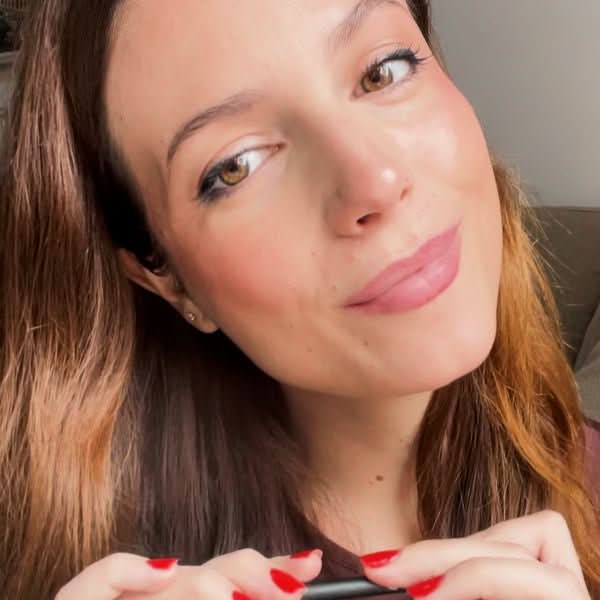 Lápiz de labios Perfilado Sedoso - Image 18
