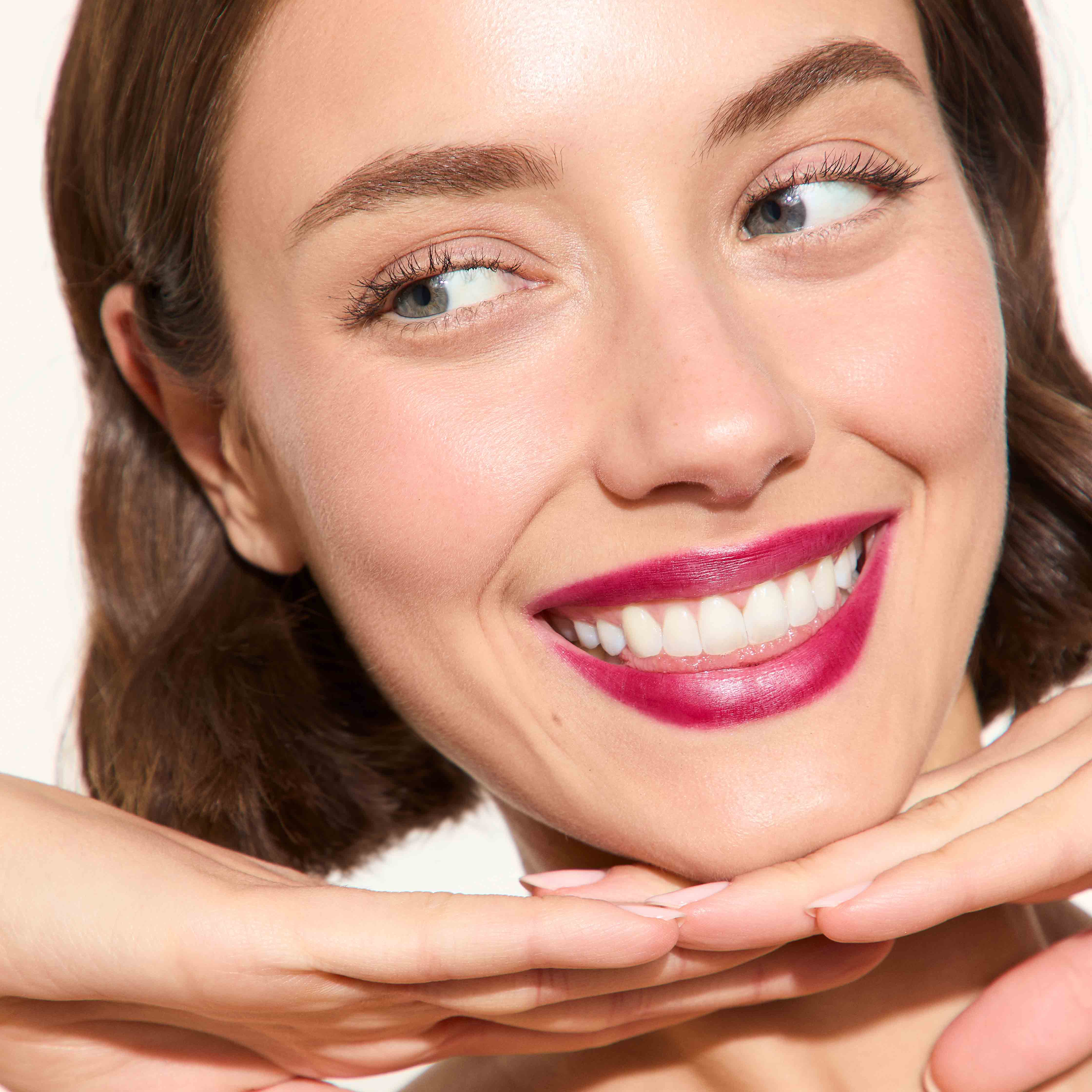 Lápiz de labios Perfilado Sedoso - Image 39