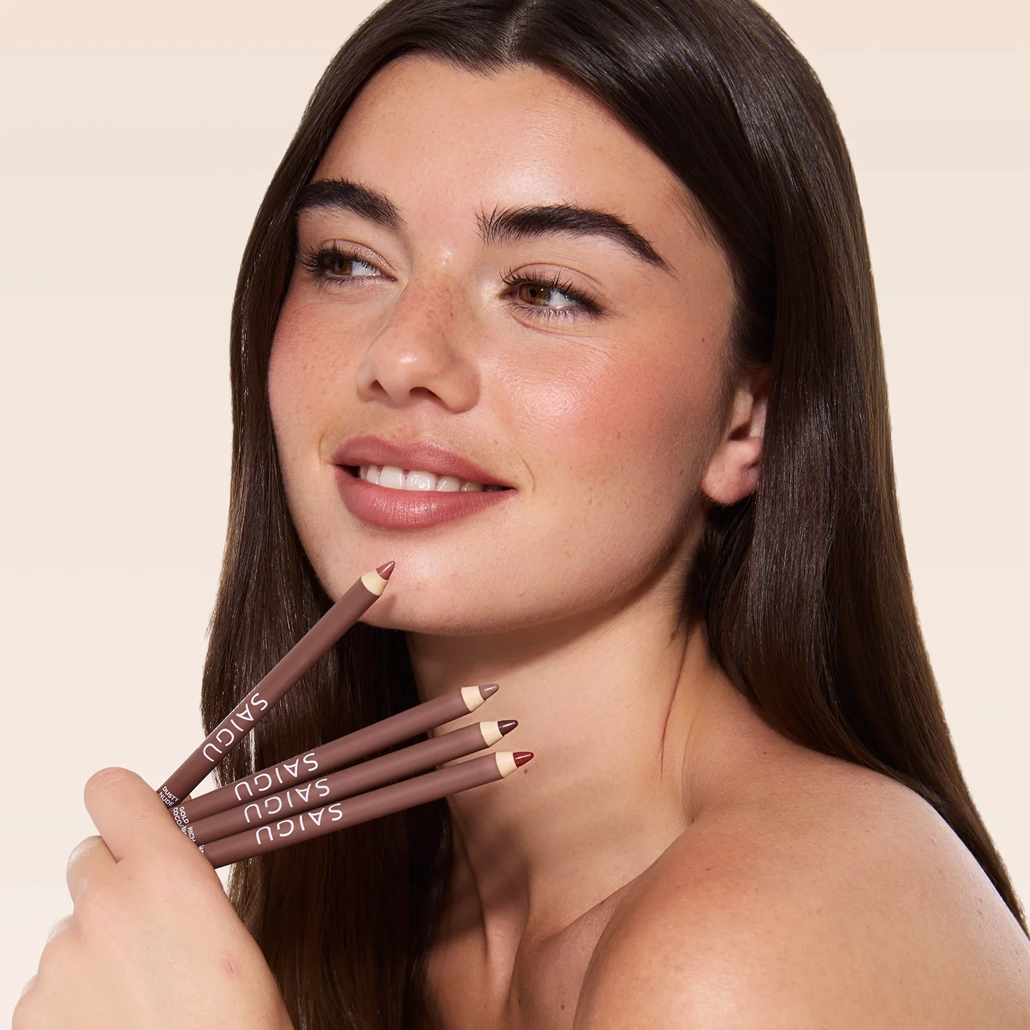 Lápiz de labios Perfilado Sedoso - Image 51