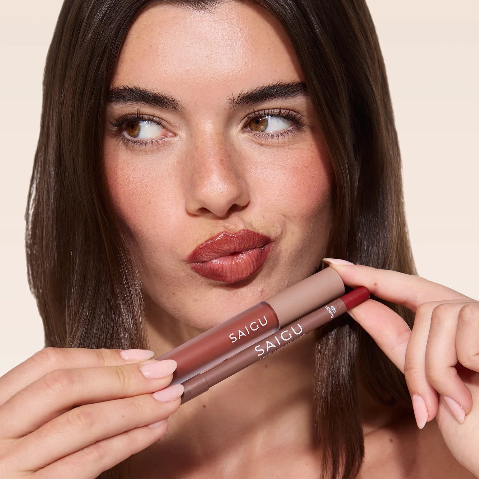 Lápiz de labios Perfilado Sedoso - Image 65