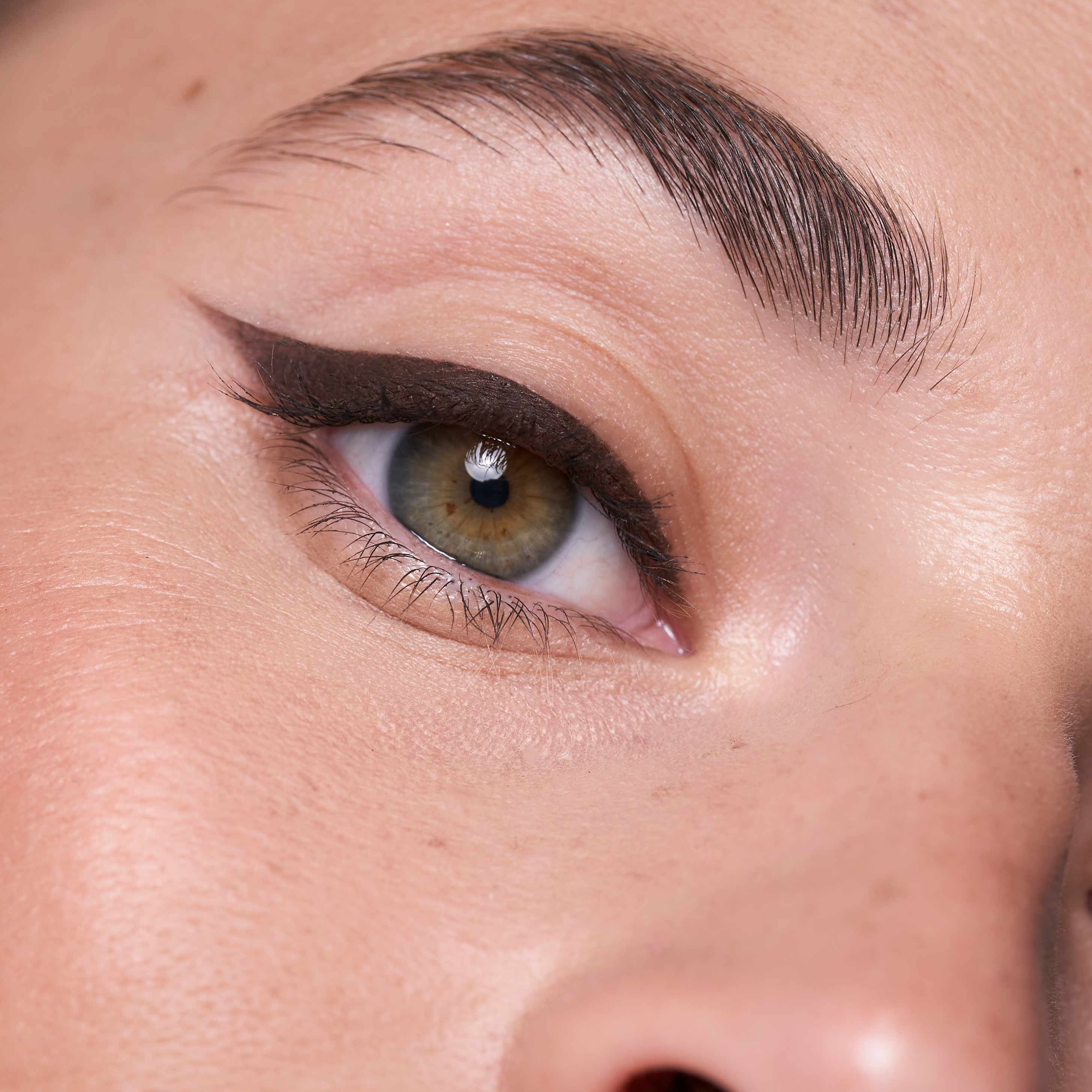 Lápiz de ojos Delineado Infinito - Image 18