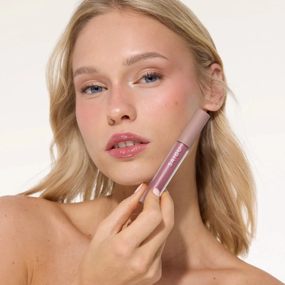 Lip Gloss Melting Plump - Image 11