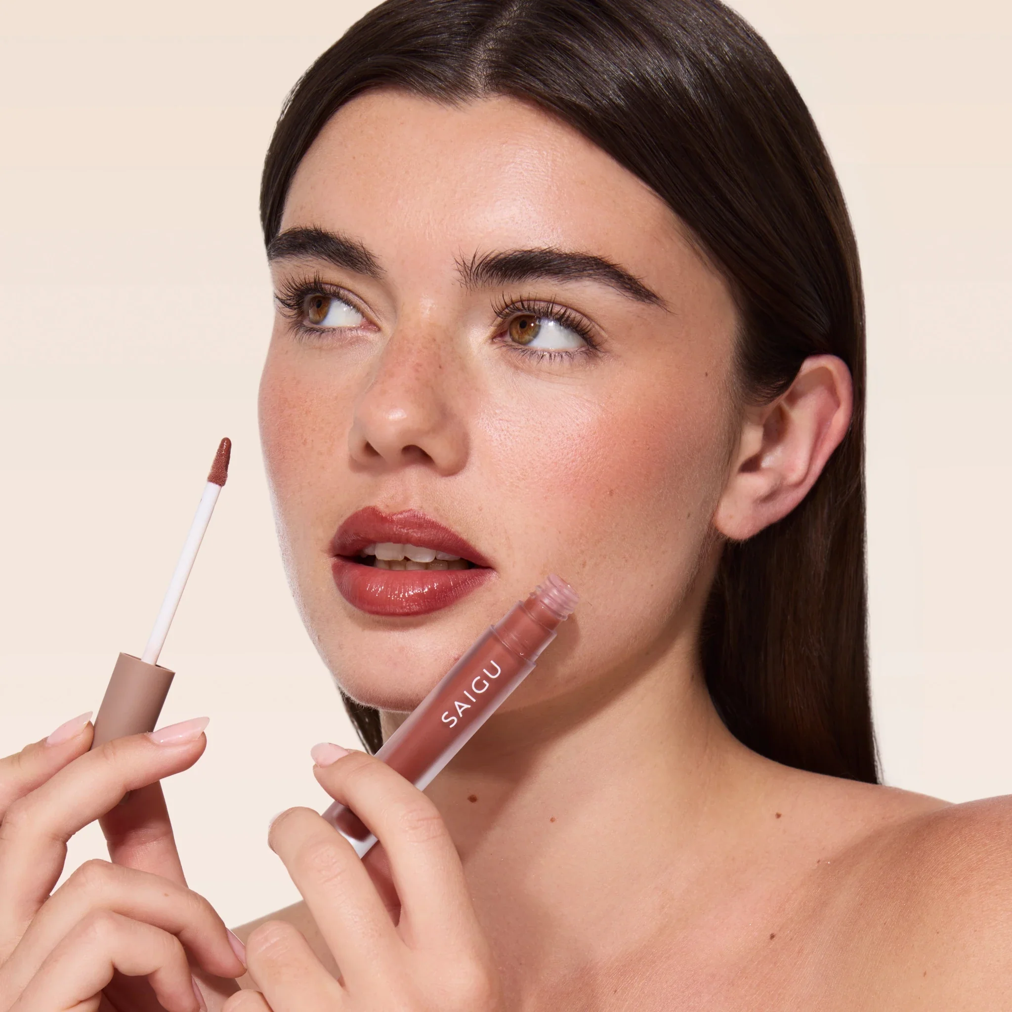 Lip Gloss Melting Plump - Image 35