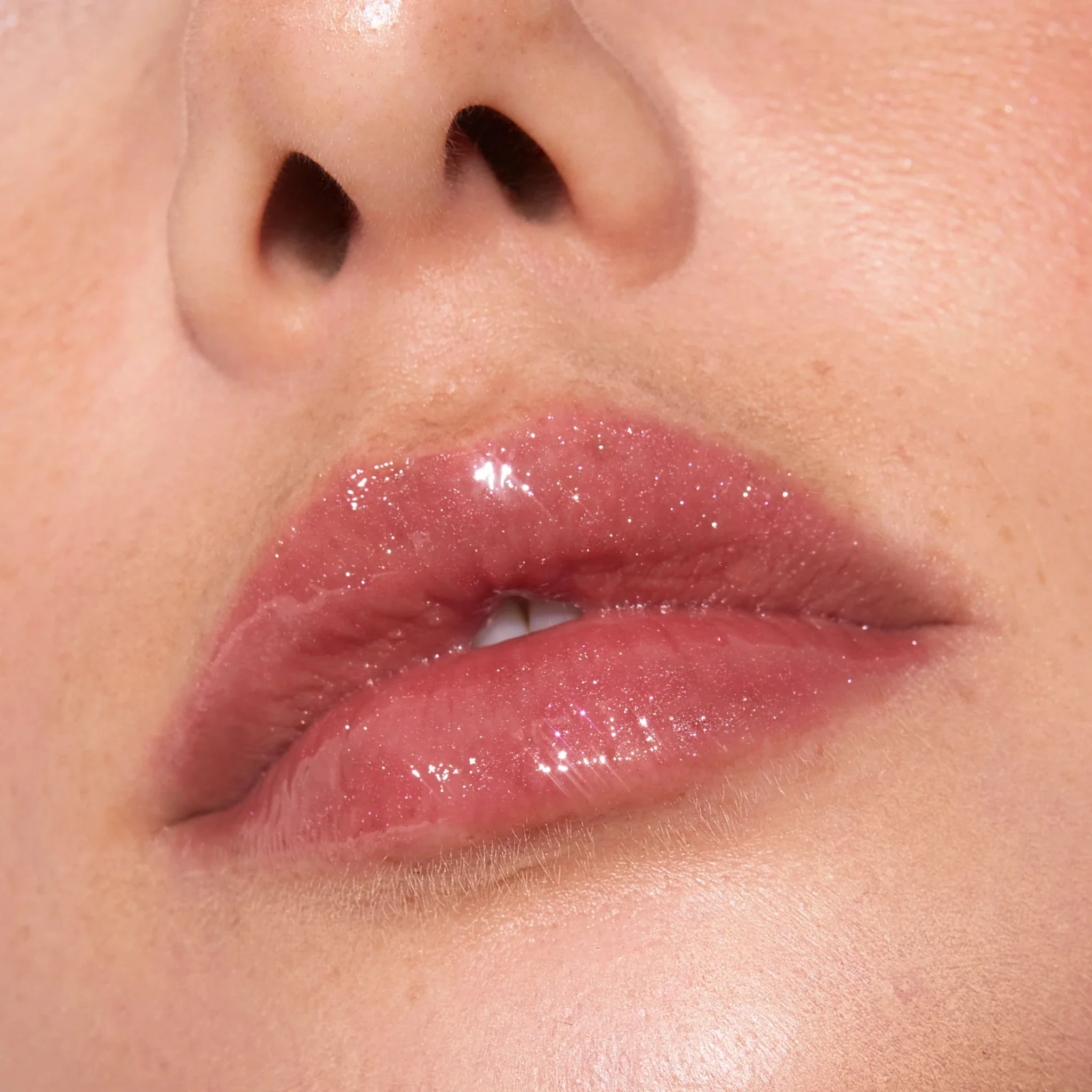 Lip Gloss Melting Plump - Image 54